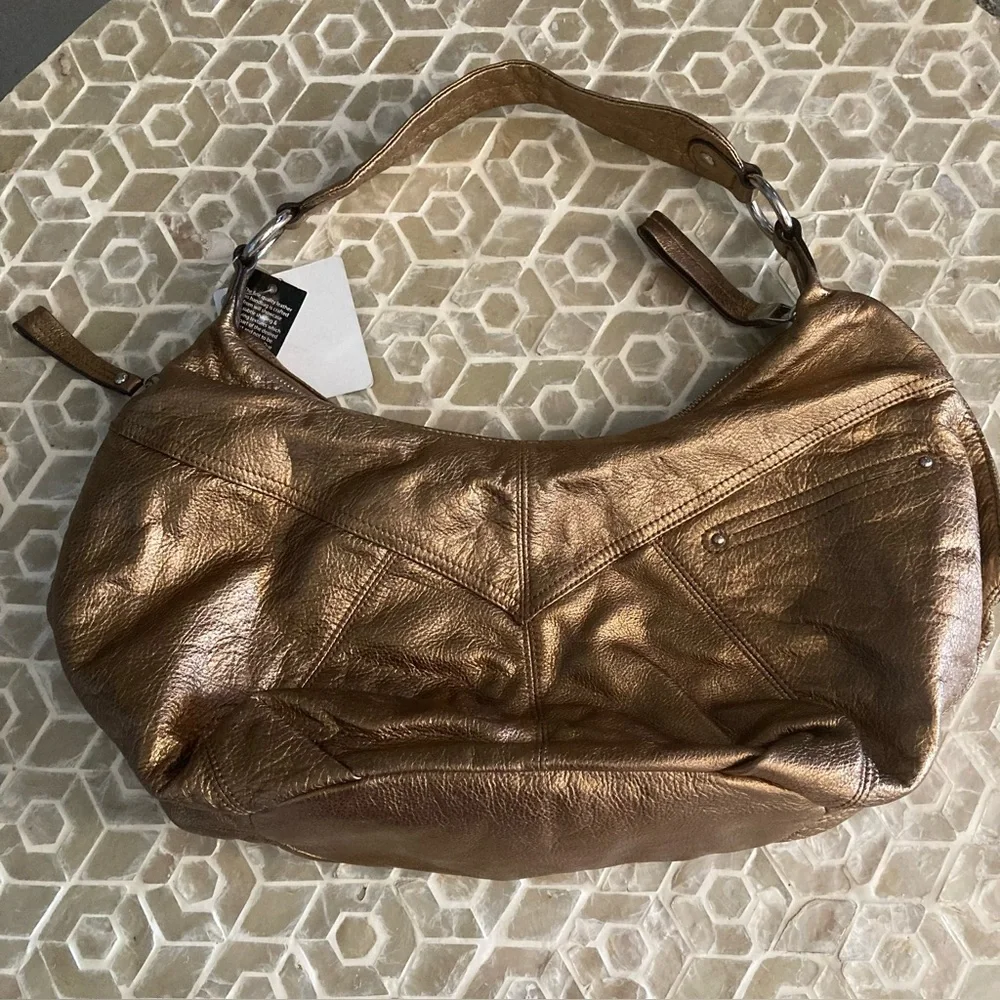 NEW!  B. Makowsky large metallic satchel
